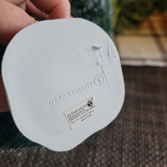 Department 56 Christmas Tree Set - Picture 8 of 11